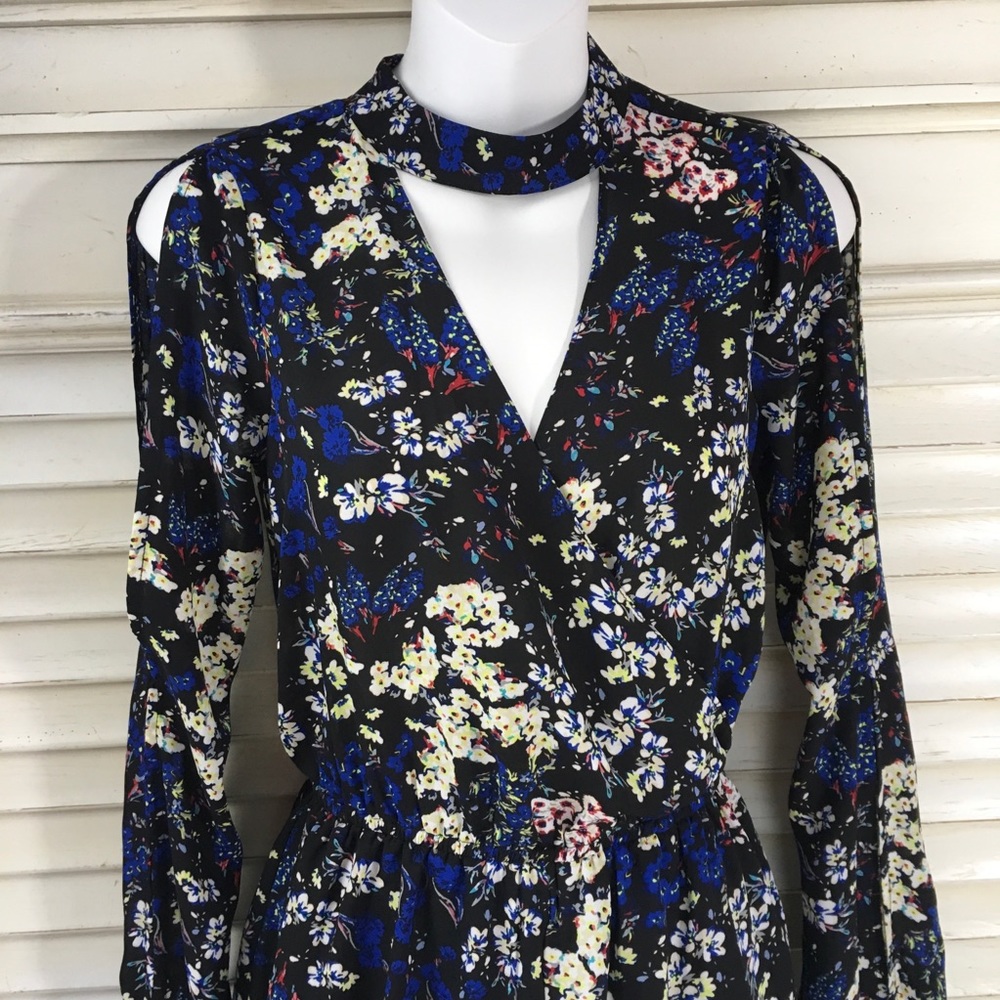 Material Girl Floral Romper Slit Sleeves Size S - Picture 7 of 7
